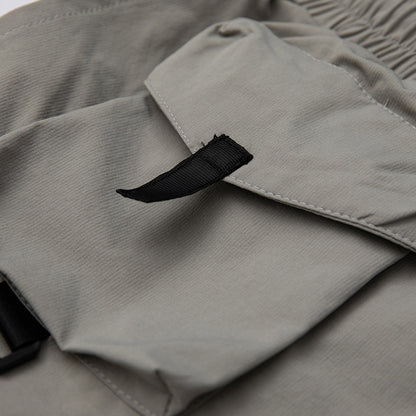 Men's Fashion Solid Color Multi-Pocket Decorative Straight Shorts