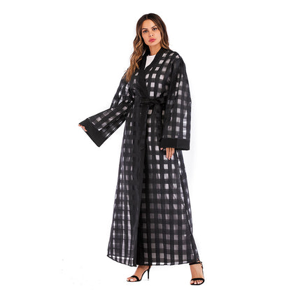 Muslim Plaid Loose Sleeved Lace Up Robe For Women