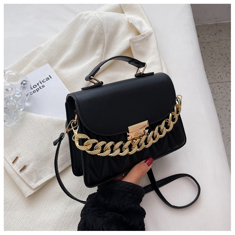 Chain Portable Shoulder Western Style Girly And Fashion Crossbody Bag