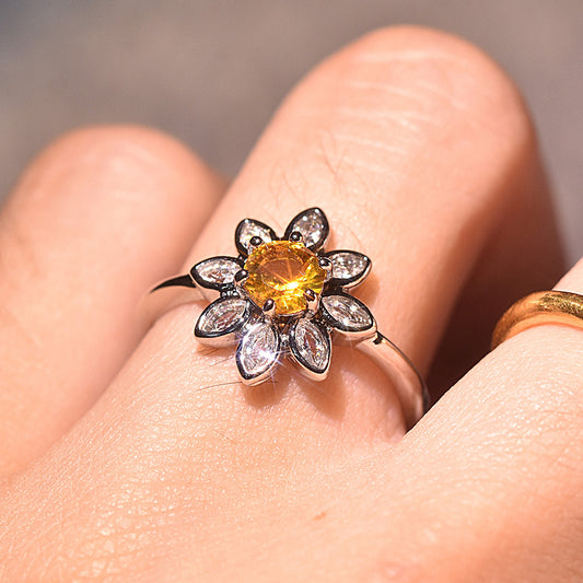 Retro SUNFLOWER Sunflower Diamond-studded Ring