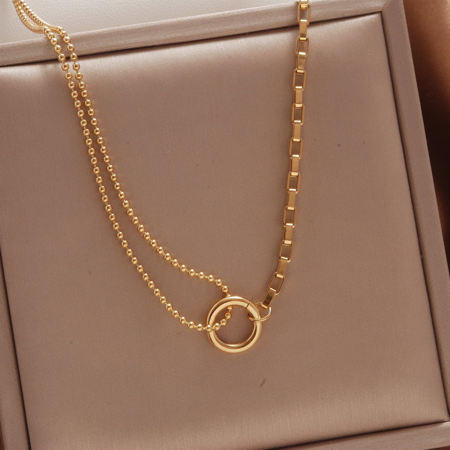 Titanium Steel Oval Geometric Irregular Necklace Light Luxury Asymmetric Circle Clavicle Chain Jewelry
